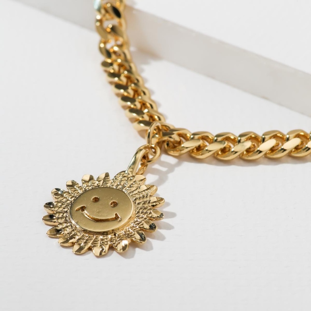 💥💥PRICE DROP!!💥💥Vanessa Mooney Gold Sunflower Necklace